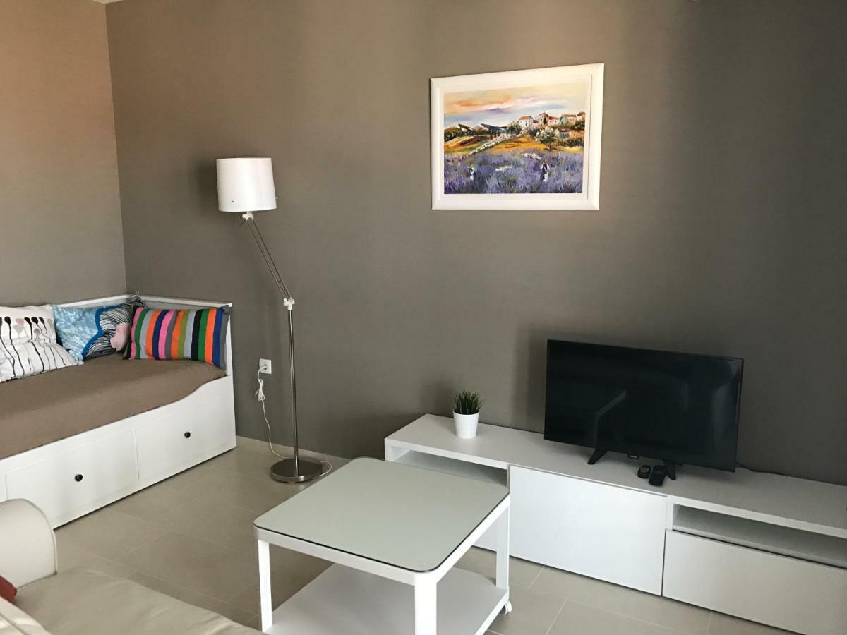 Apartments Gazebo Трогір Екстер'єр фото