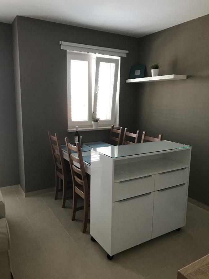 Apartments Gazebo Трогір Екстер'єр фото