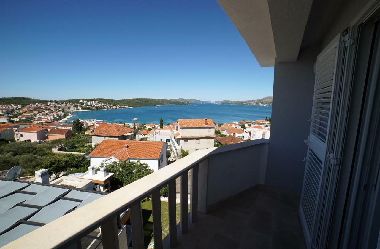Apartments Gazebo Трогір Екстер'єр фото